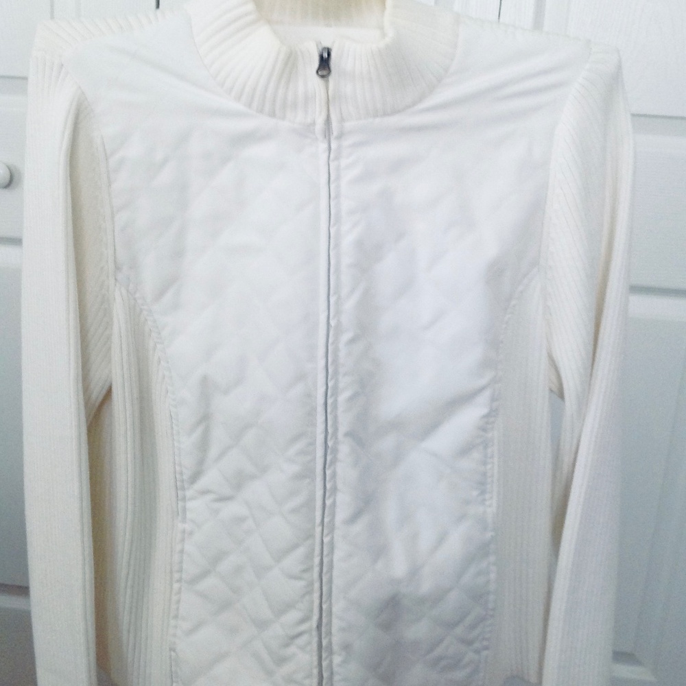 Croft and Barrow Quilted and Cable knit jacket/sweater